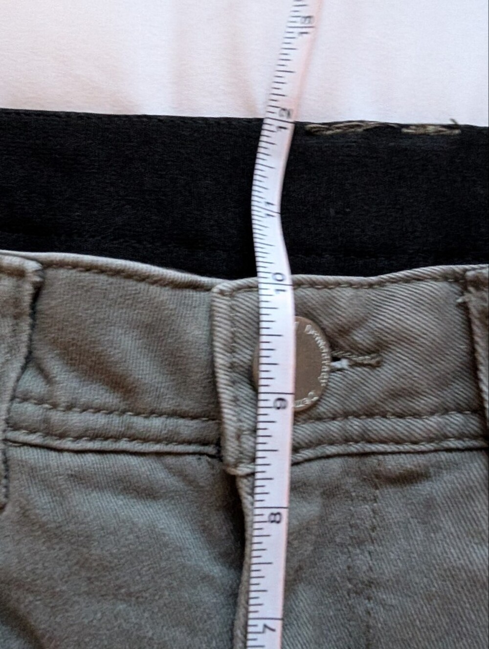 Democracy Women’s Olive Green Straight-Leg Cropped Stretch Waist Jeans Size 6 - Picture 9 of 12